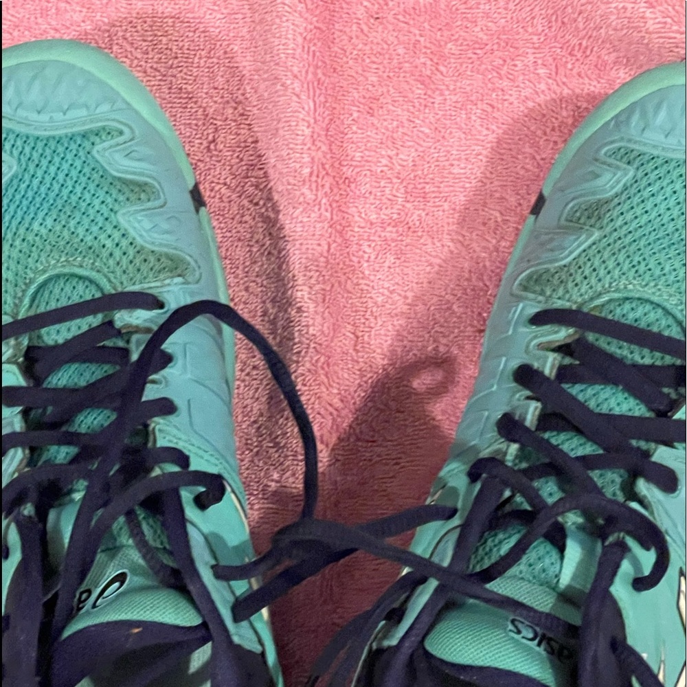 L.blue ASICS